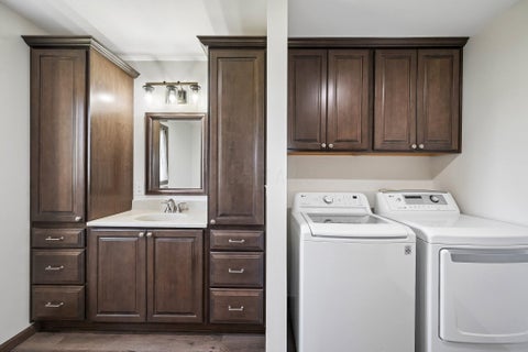 Tiny photo for 17220 Robinson Road, Marysville, OH 43040 (MLS # 226026735)