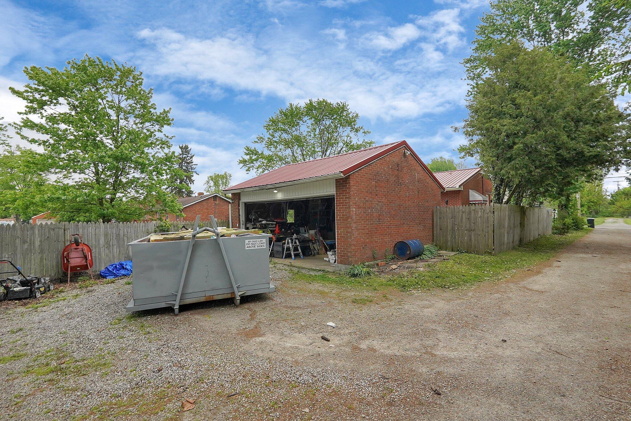 700 N Henry Street, Crestline, Ohio image 22