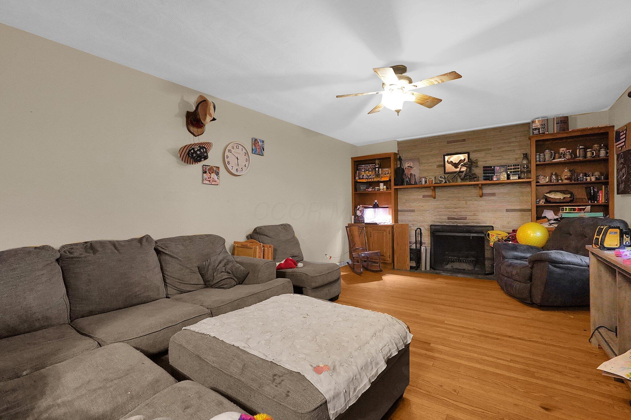 700 N Henry Street, Crestline, Ohio image 3