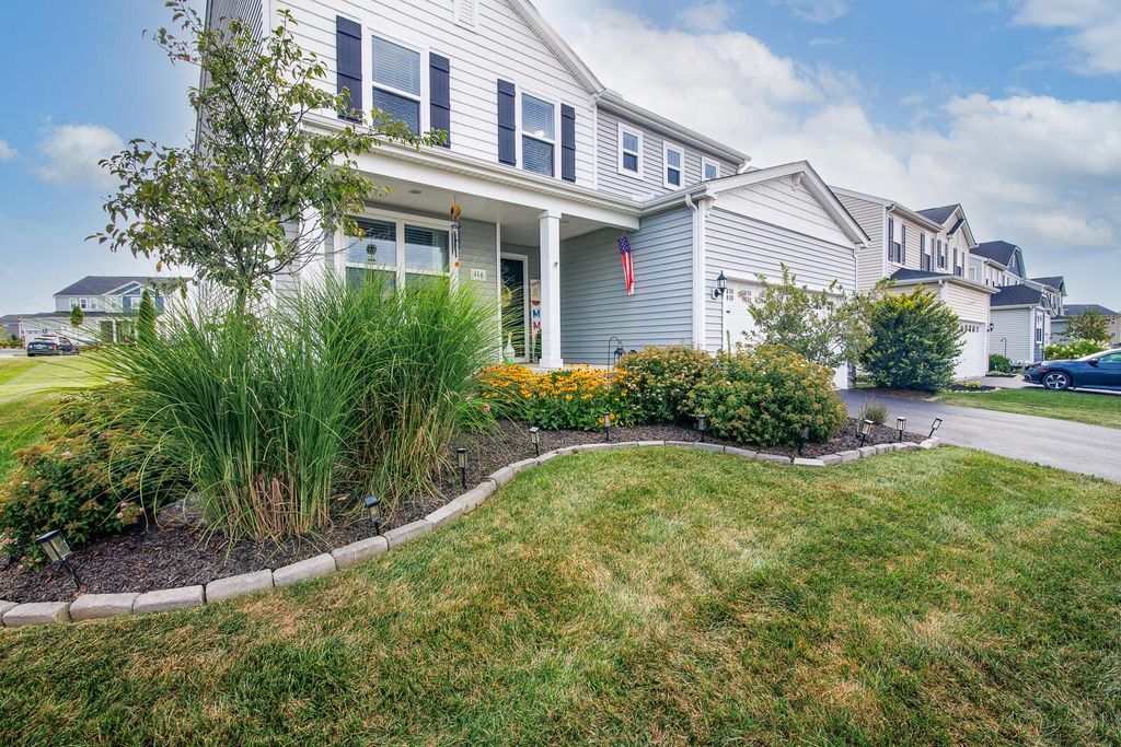 Photo of 416 Fox Drive, Johnstown, OH 43031 (MLS # 226014159)