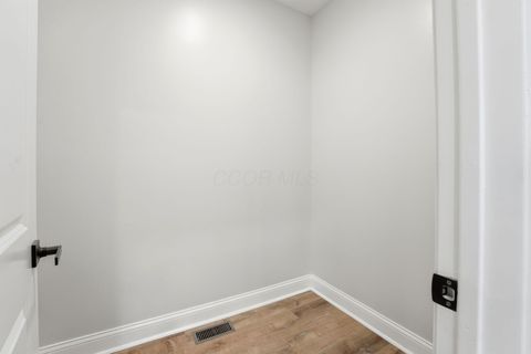 Tiny photo for 2618 Clybourne Road, Columbus, OH 43231 (MLS # 225045260)