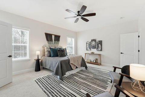 Tiny photo for 2618 Clybourne Road, Columbus, OH 43231 (MLS # 225045260)