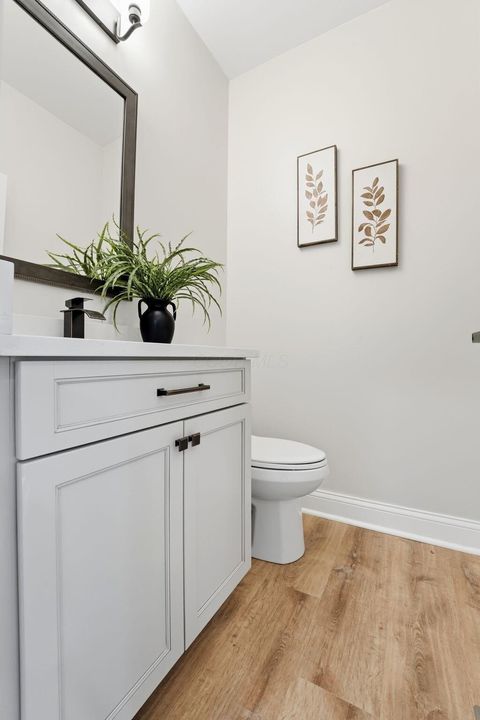 Tiny photo for 2618 Clybourne Road, Columbus, OH 43231 (MLS # 225045260)