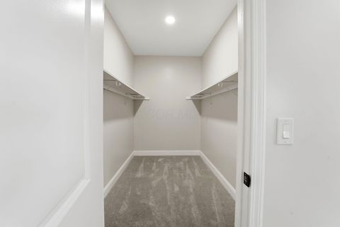 Tiny photo for 2618 Clybourne Road, Columbus, OH 43231 (MLS # 225045260)