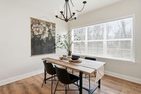 Tiny photo for 2618 Clybourne Road, Columbus, OH 43231 (MLS # 225045260)