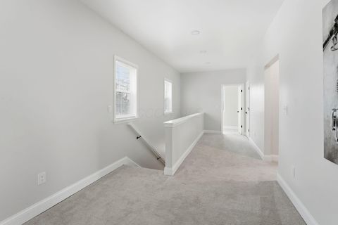 Tiny photo for 2618 Clybourne Road, Columbus, OH 43231 (MLS # 225045260)