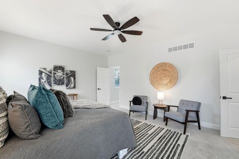 Tiny photo for 2618 Clybourne Road, Columbus, OH 43231 (MLS # 225045260)