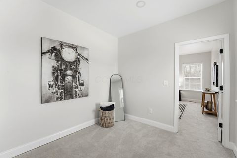 Tiny photo for 2618 Clybourne Road, Columbus, OH 43231 (MLS # 225045260)
