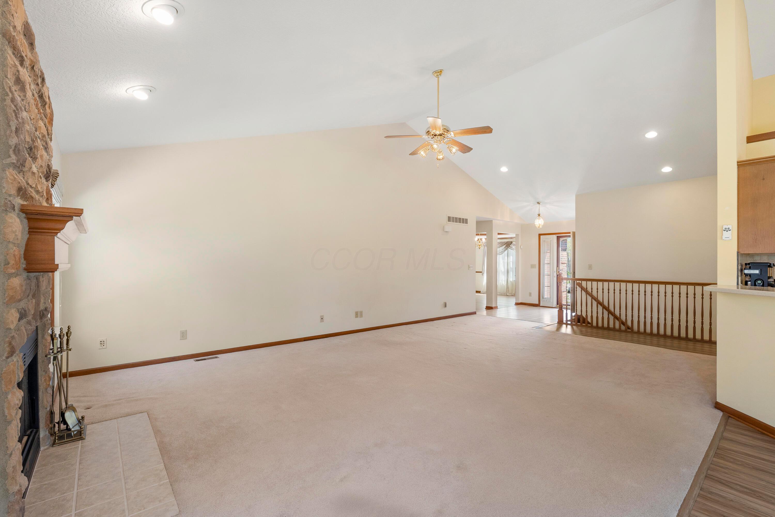 1876 Tucker Trail, Lewis Center, Ohio image 33