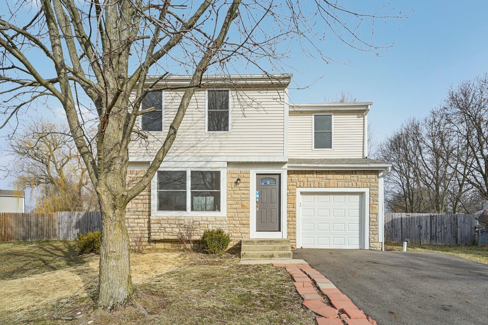 6060 Sweetleaf Court, Galloway, Ohio image 1