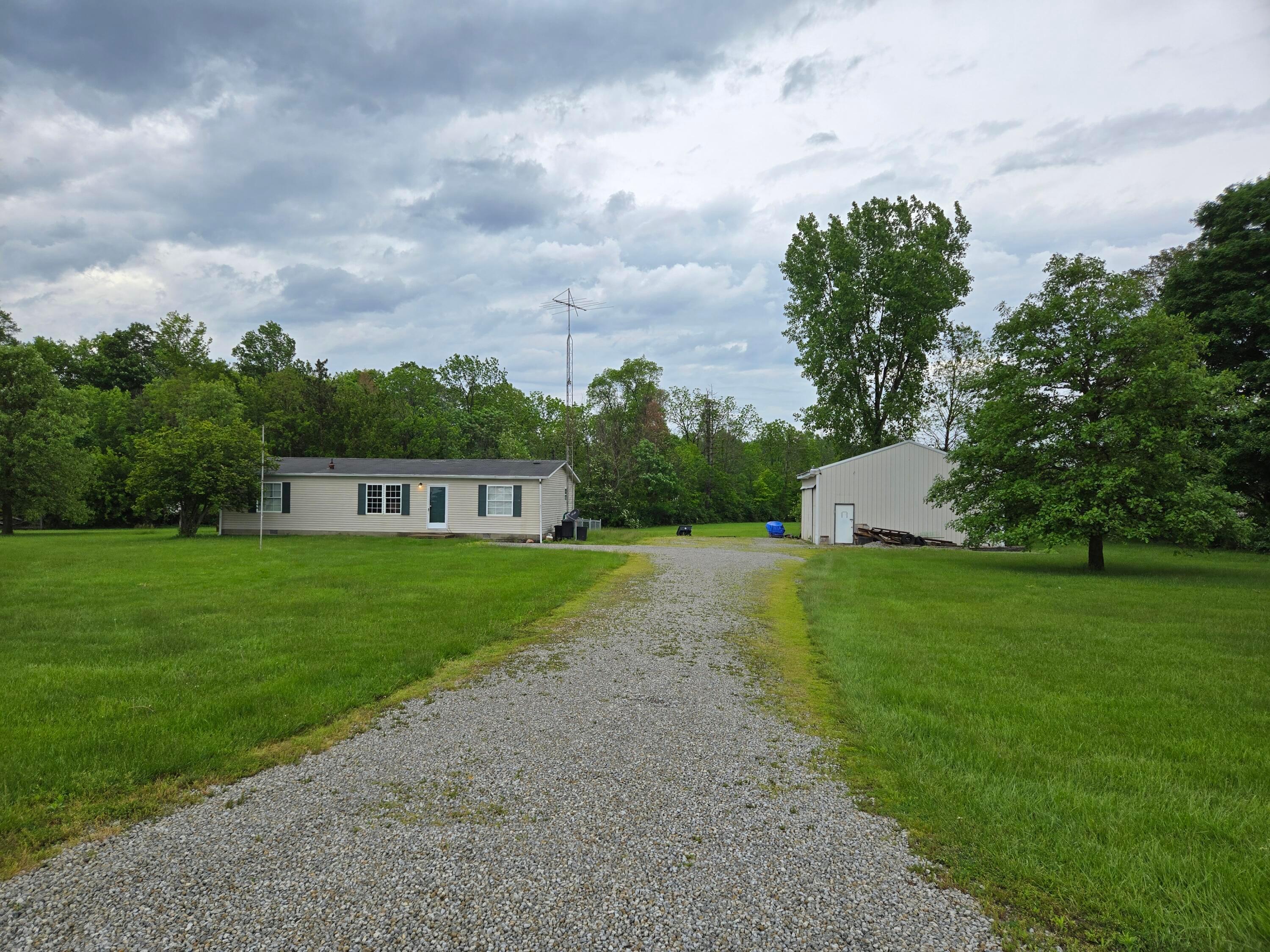 171 Horseshoe Road, Wilmington, Ohio image 2