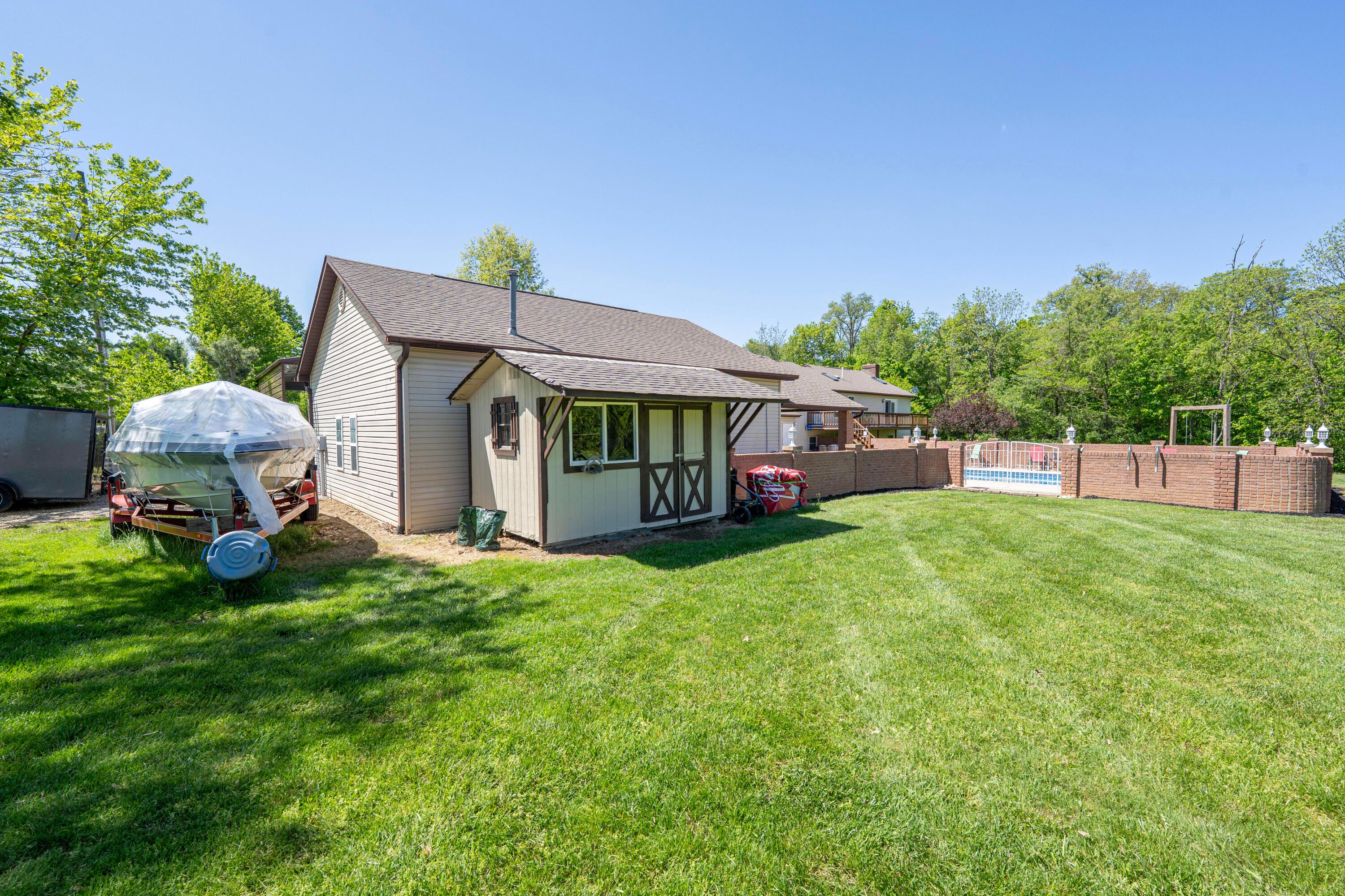 7684 Stout Road, Circleville, Ohio image 32