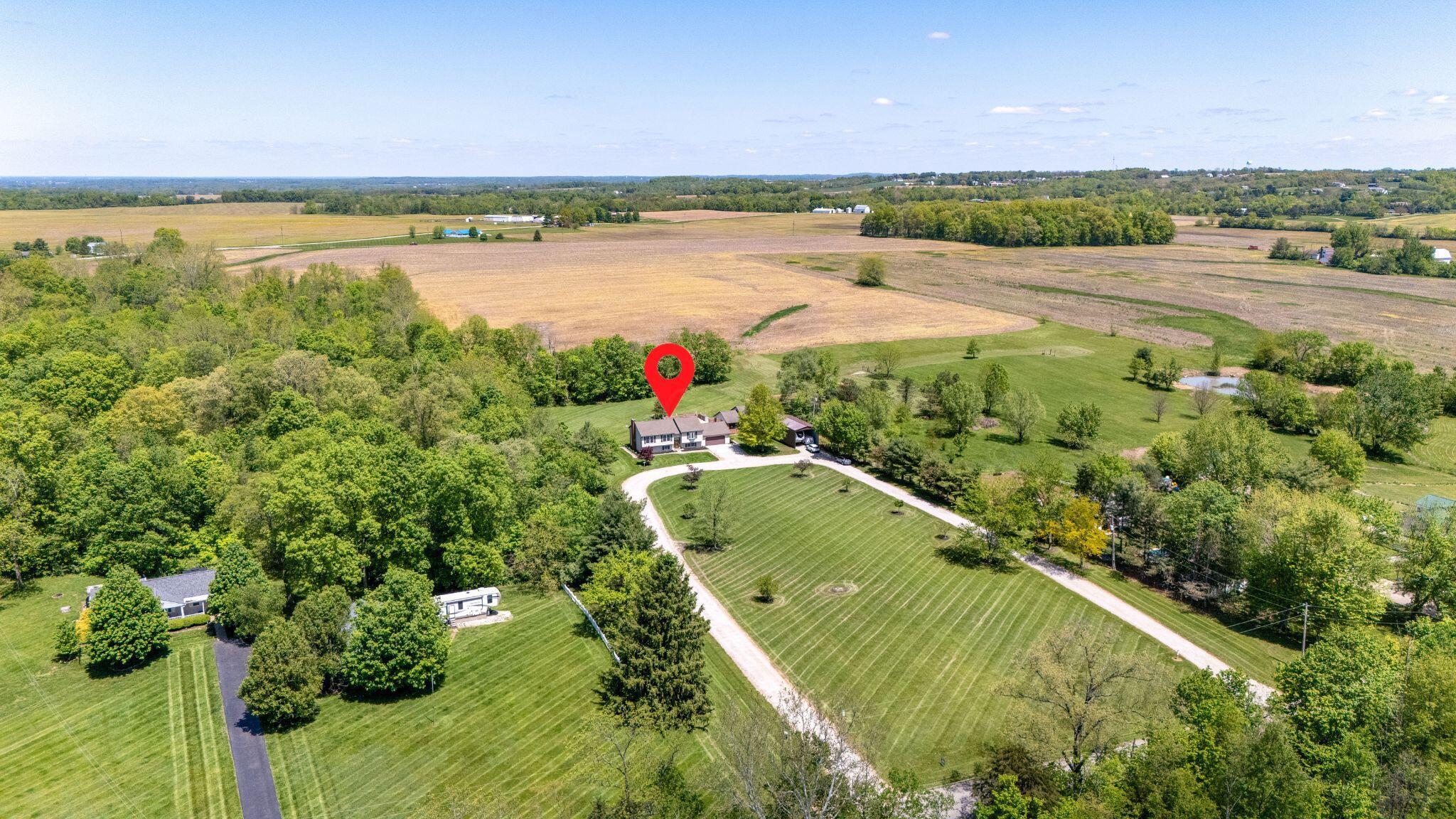 7684 Stout Road, Circleville, Ohio image 43