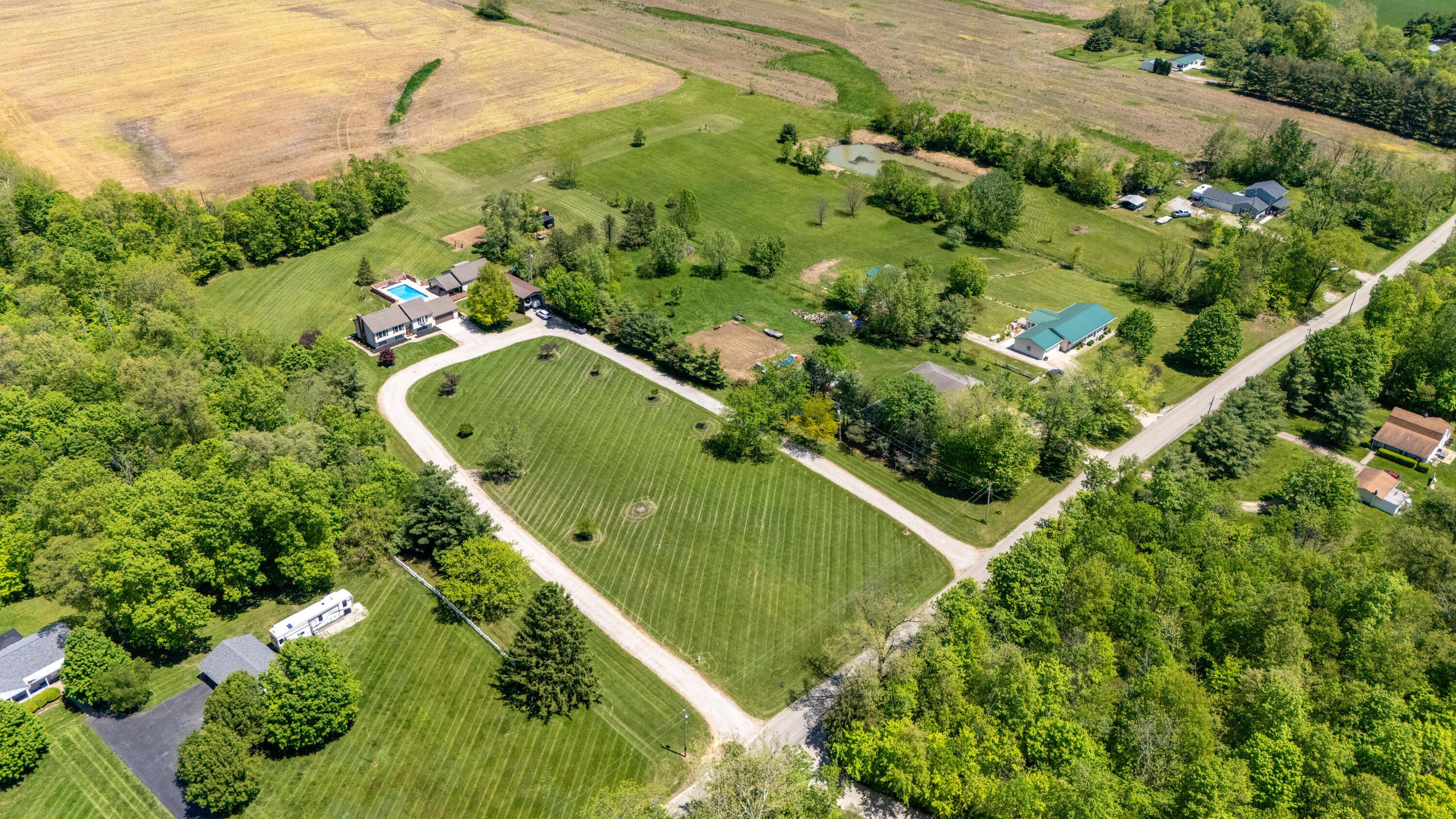 7684 Stout Road, Circleville, Ohio image 46