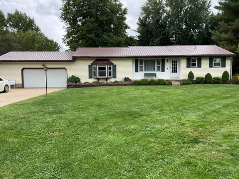 Homes For Sale - 5471 Wilson Road<br/> Fairfield County, Lancaster, OH 43130