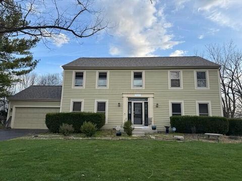 Photo of 7567 Tenbury Drive, Dublin, OH 43017 (MLS # 226009613)