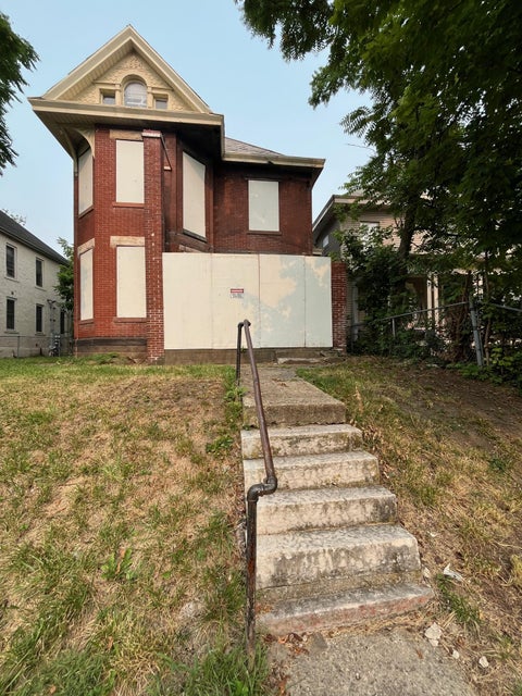 Multifamily For Sale - 617 Oakwood Avenue<br/> Franklin County, Columbus, OH 43205