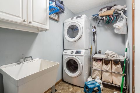 Tiny photo for 7914 Cheriton Circle, Reynoldsburg, OH 43068 (MLS # 226007356)