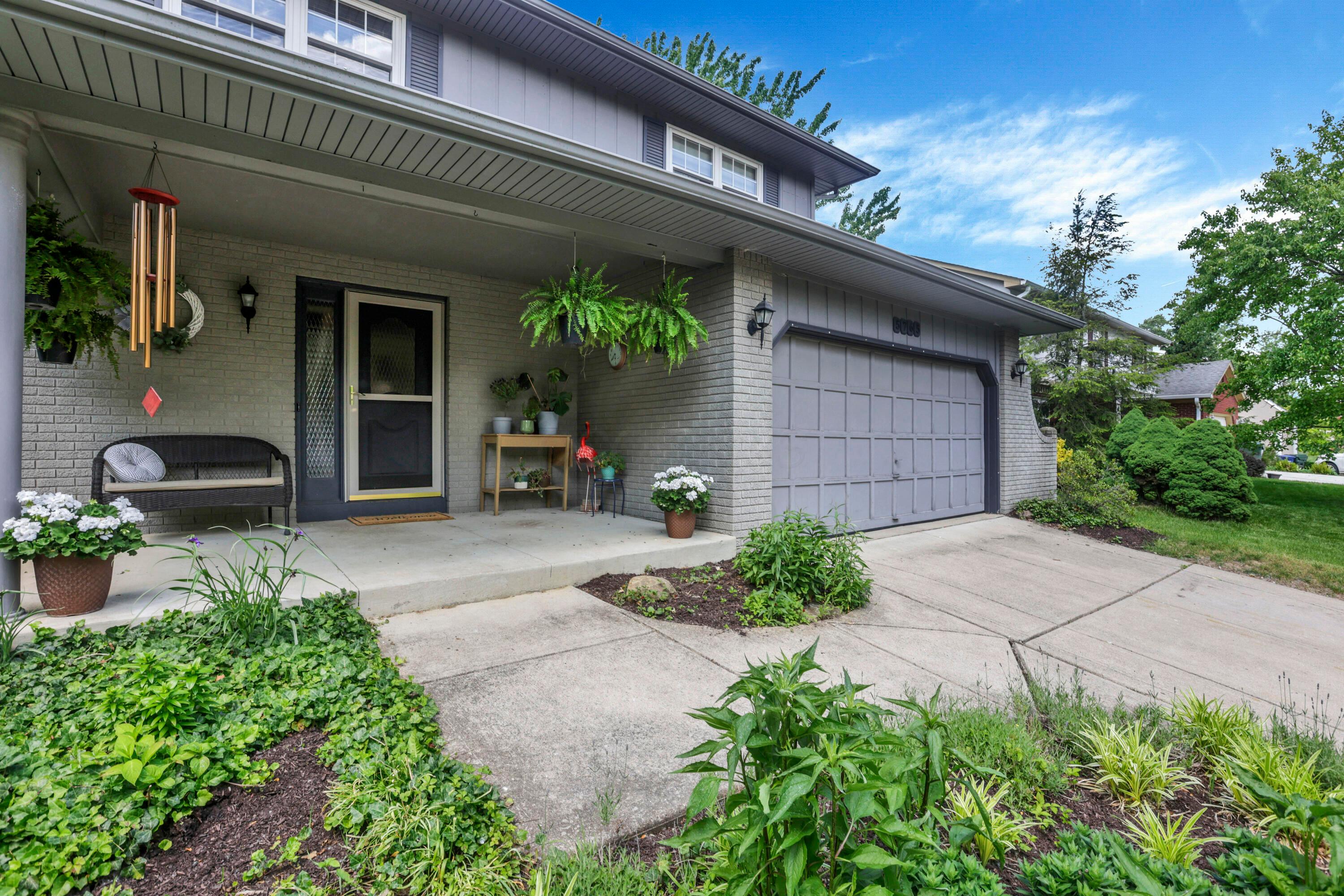 5765 Shadowbrook Drive