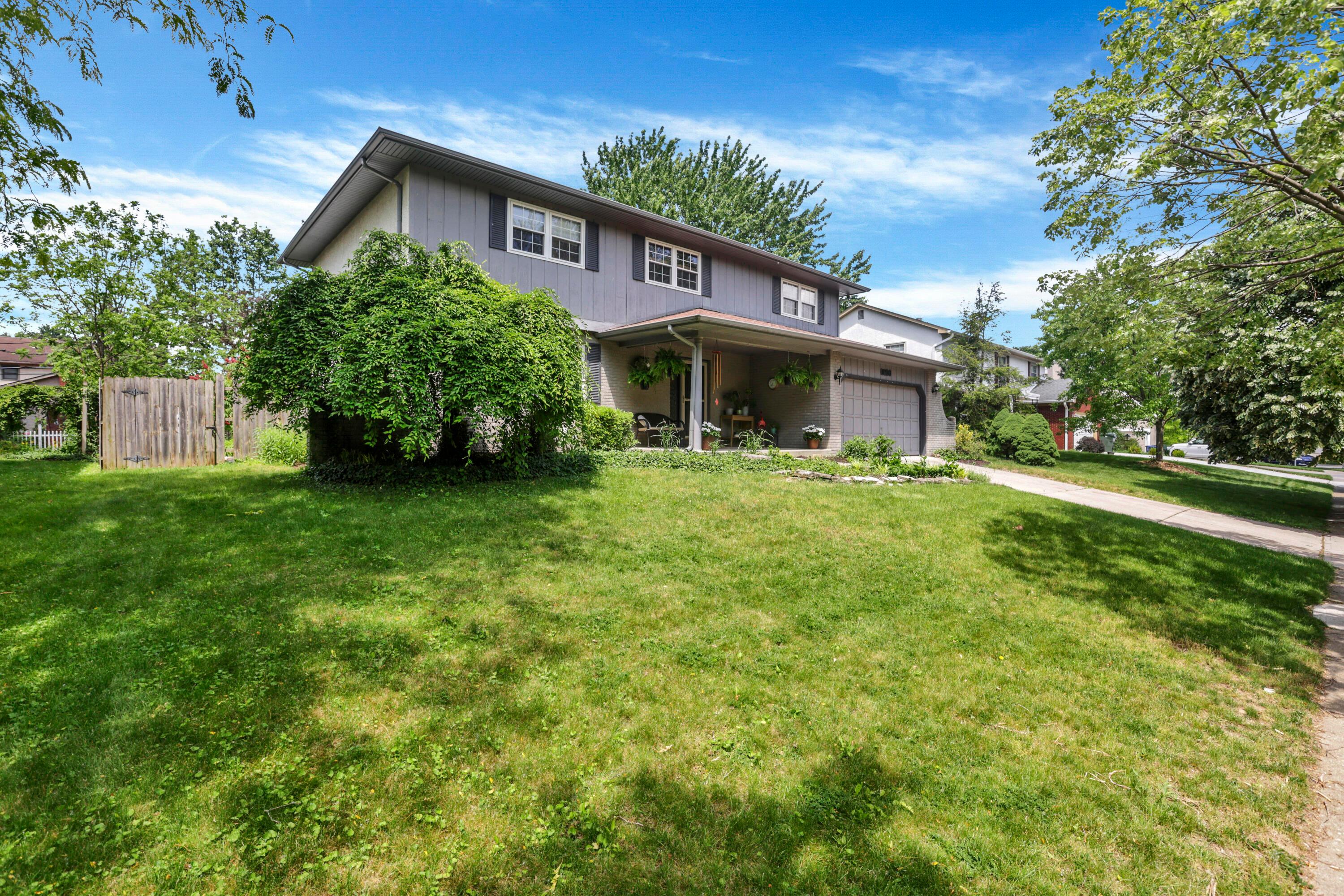 5765 Shadowbrook Drive
