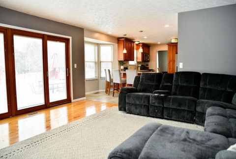 Tiny photo for 3417 Vintage Woods Drive, Hilliard, OH 43026 (MLS # 226003174)