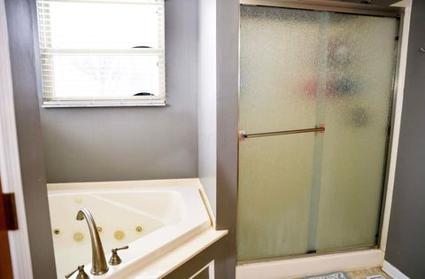 Tiny photo for 3417 Vintage Woods Drive, Hilliard, OH 43026 (MLS # 226003174)