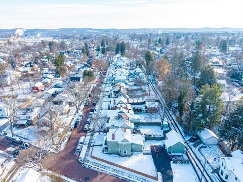 Tiny photo for 567 Kibler Avenue, Newark, OH 43055 (MLS # 225044958)