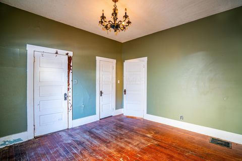 Tiny photo for 567 Kibler Avenue, Newark, OH 43055 (MLS # 225044958)