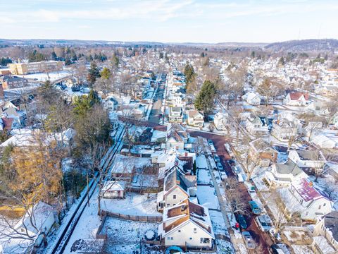 Tiny photo for 567 Kibler Avenue, Newark, OH 43055 (MLS # 225044958)