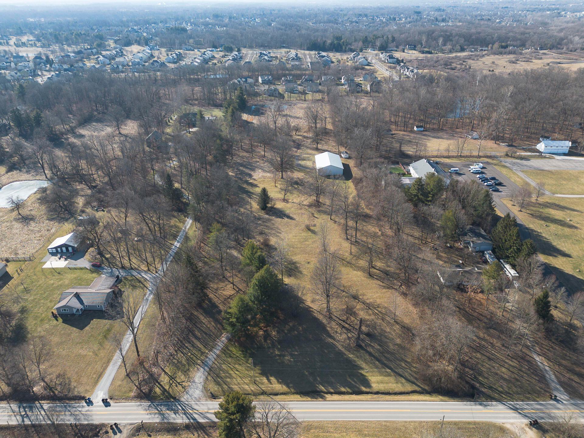 6260 Lewis Center Road, Galena, Ohio image 16