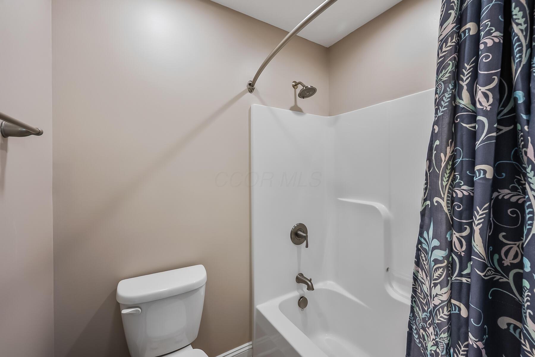 1652 Eagle Creek Drive, Marion, Ohio image 29