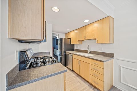 Tiny photo for 2571 Scioto View Lane K #K, Columbus, OH 43221 (MLS # 225039682)