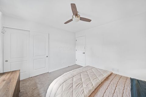 Tiny photo for 2571 Scioto View Lane K #K, Columbus, OH 43221 (MLS # 225039682)