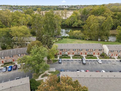Tiny photo for 2571 Scioto View Lane K #K, Columbus, OH 43221 (MLS # 225039682)