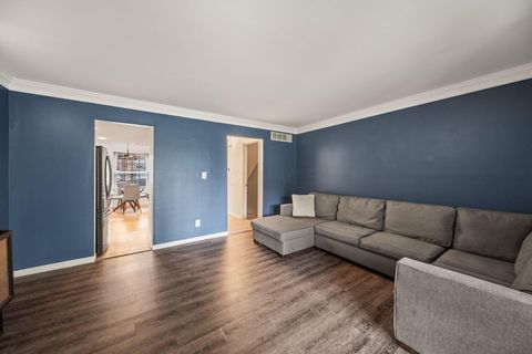 Tiny photo for 2571 Scioto View Lane K #K, Columbus, OH 43221 (MLS # 225039682)