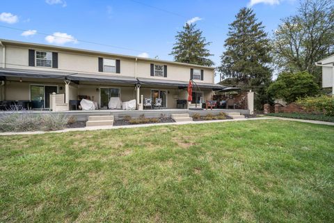 Tiny photo for 2571 Scioto View Lane K #K, Columbus, OH 43221 (MLS # 225039682)