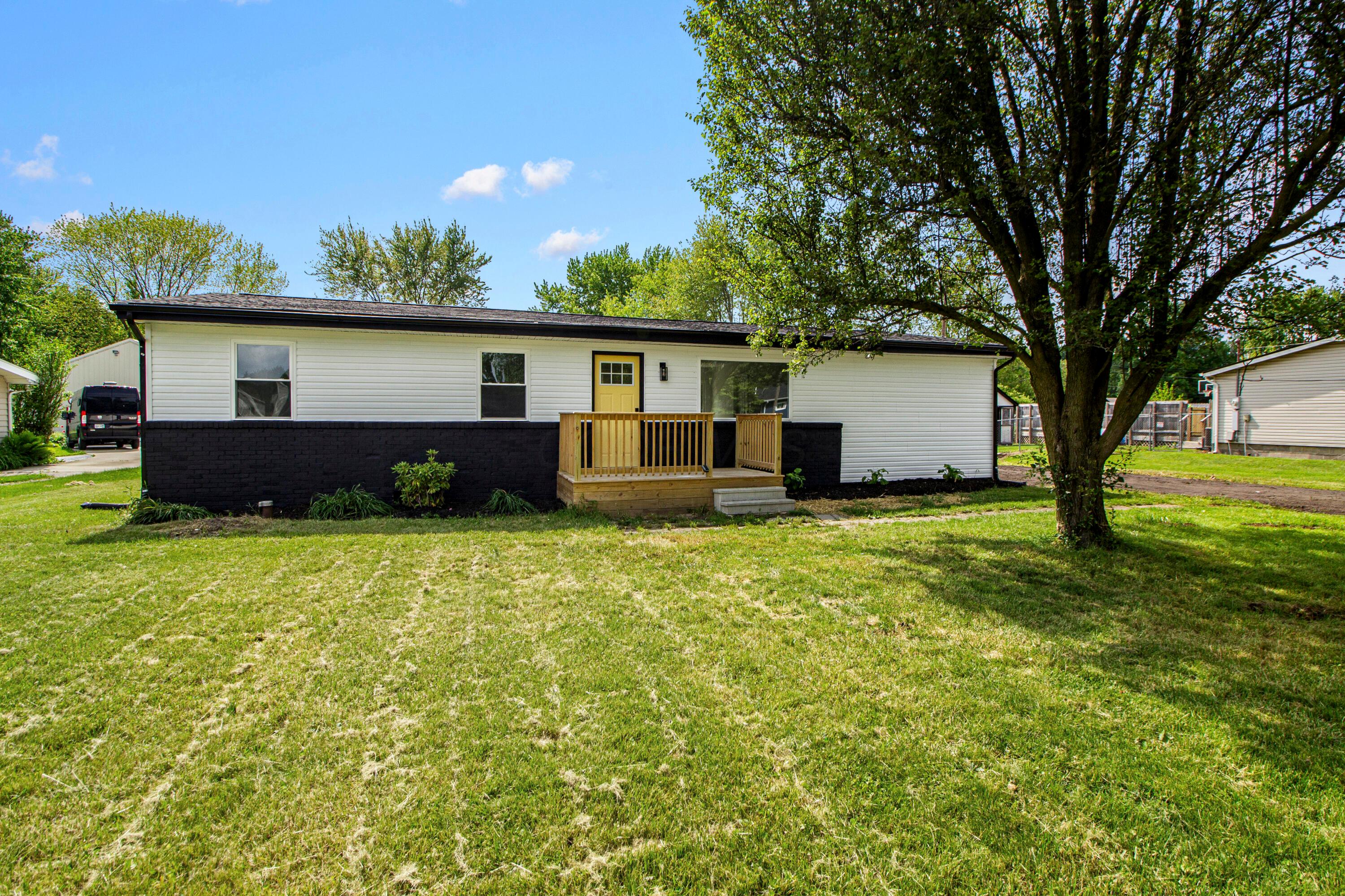 70 5th Avenue, Etna, Ohio image 1