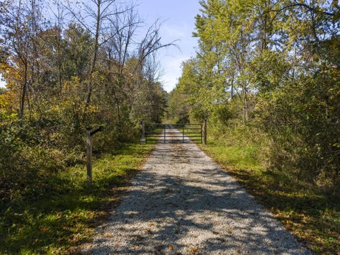 Tiny photo for 4033 N Waggoner Road, Blacklick, OH 43004 (MLS # 226040204)