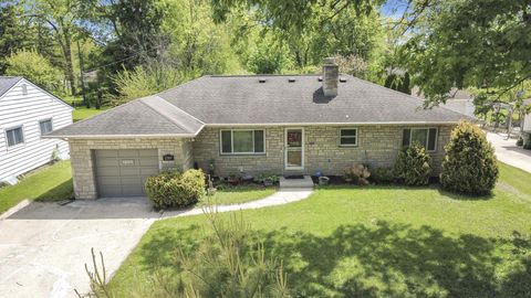 Photo of 1269 Norris Drive, Columbus, OH 43224 (MLS # 226014988)