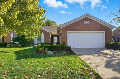 Photo of 5672 Barry Trace, Dublin, OH 43017 (MLS # 225040196)