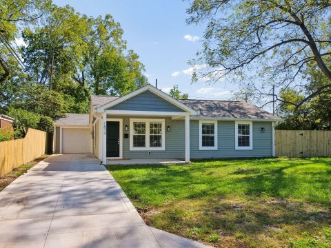 Photo of 1874 Eastfield Drive, Columbus, OH 43223 (MLS # 226037285)