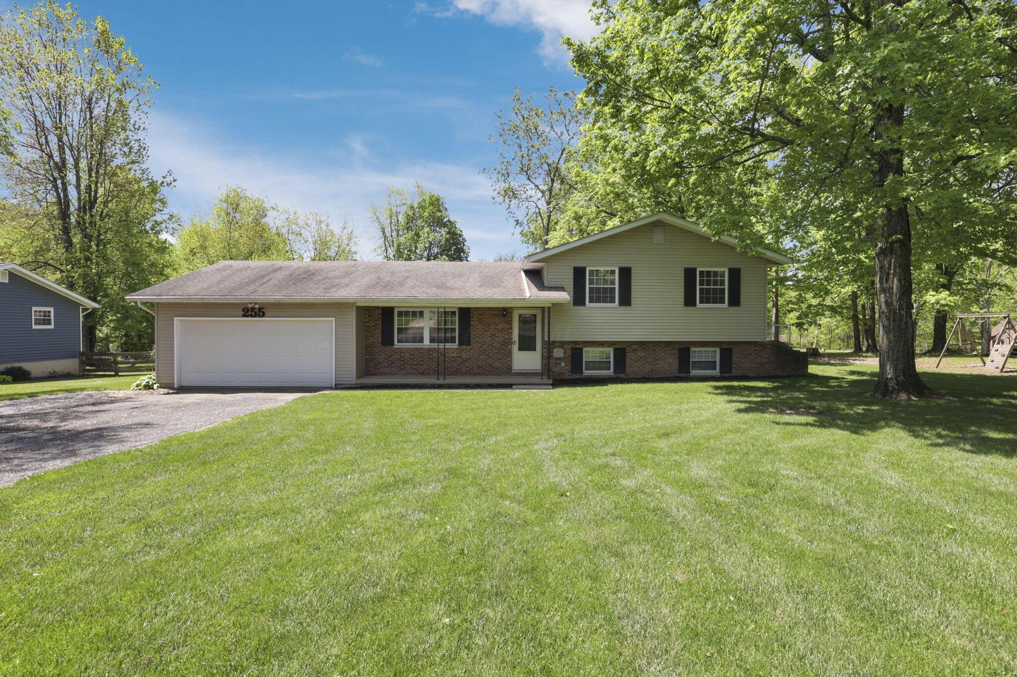 255 Riva Ridge Road, Pataskala, Ohio image 1