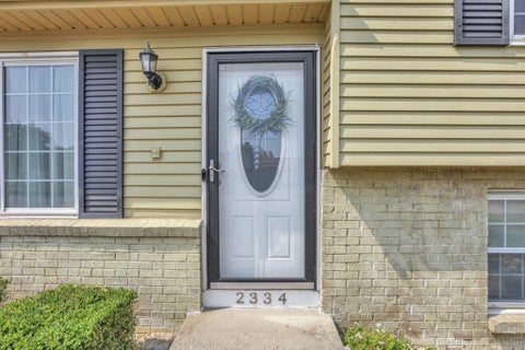 Tiny photo for 2334 Park Ridge Drive, Grove City, OH 43123 (MLS # 226026643)