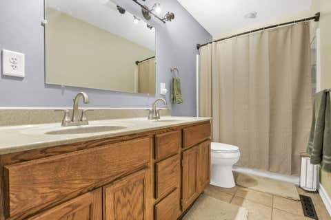 Tiny photo for 2334 Park Ridge Drive, Grove City, OH 43123 (MLS # 226026643)