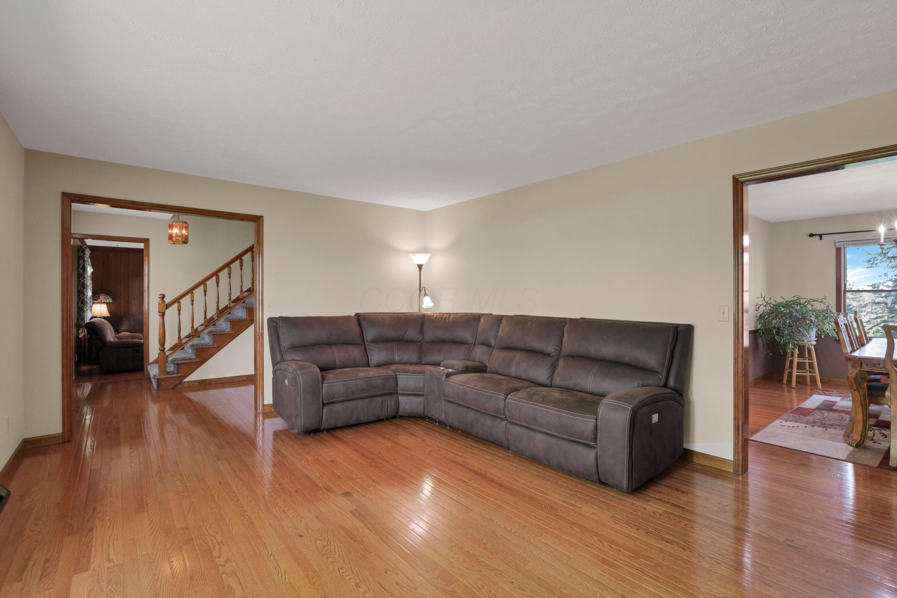 9423 London Road, Orient, Ohio image 22