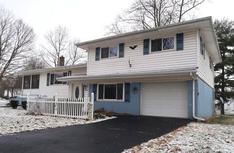 Photo of 3900 Main Street, Delaware, OH 43015 (MLS # 225045419)