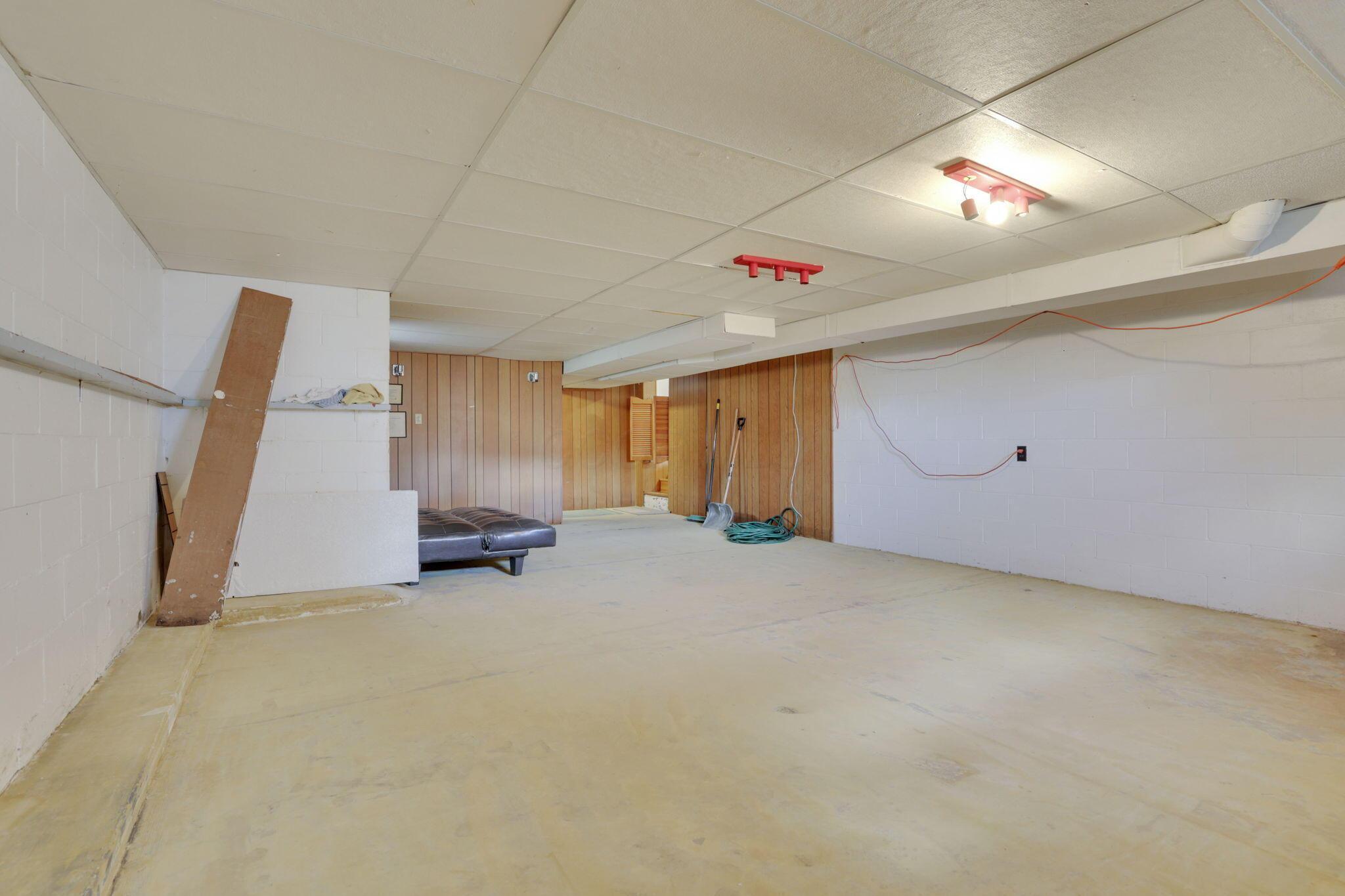 814 Smithfield Drive, Newark, Ohio image 35