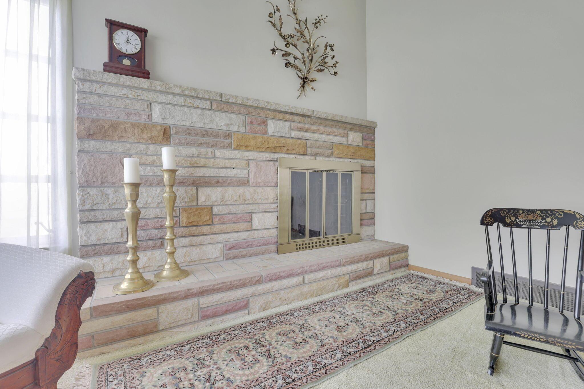 814 Smithfield Drive, Newark, Ohio image 9