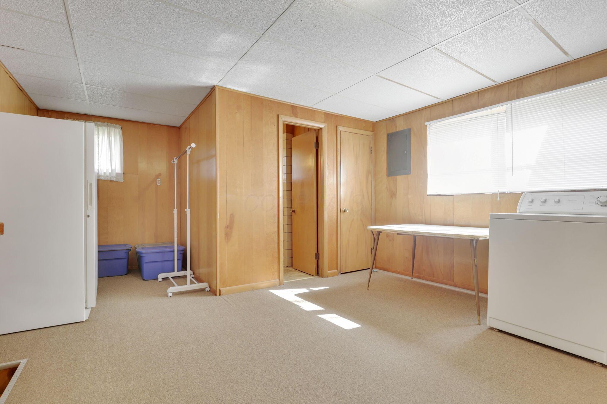 814 Smithfield Drive, Newark, Ohio image 29