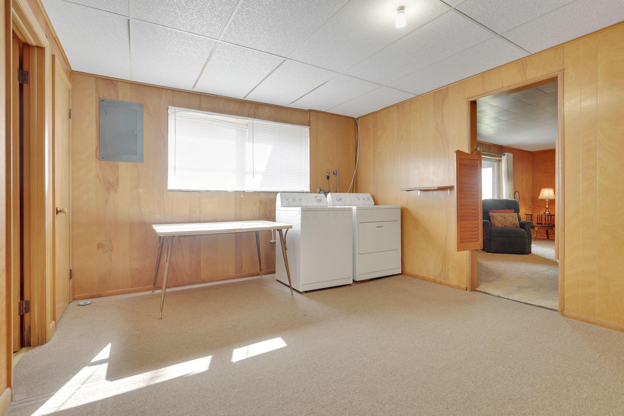 814 Smithfield Drive, Newark, Ohio image 30